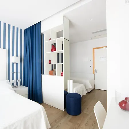 Hotel Fedora - Fronte Mare 3*