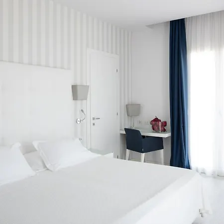 Fedora - Fronte Mare