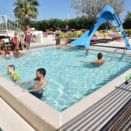 Fedora - Fronte Mare 3*