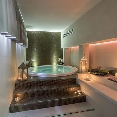 Fedora - Fronte Mare Hotel Riccione