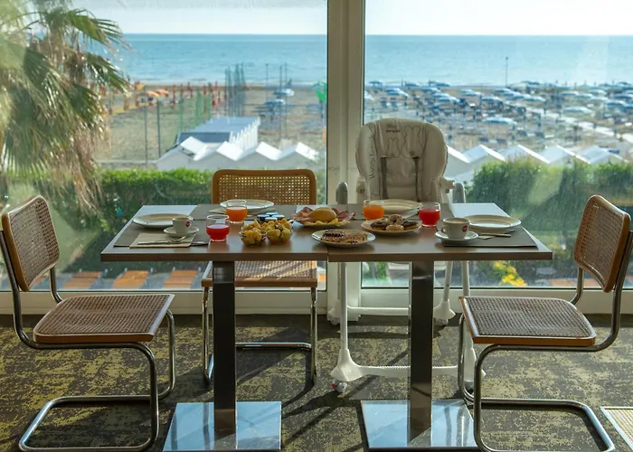 Fedora - Fronte Mare 3* Riccione