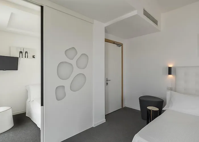 Fedora - Fronte Mare 3*