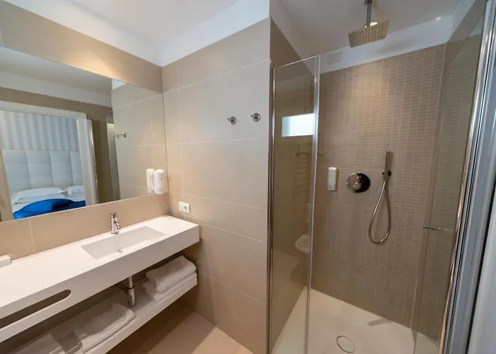 Hotel Fedora - Fronte Mare 3*