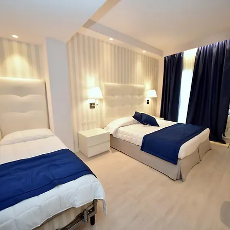 Fedora - Fronte Mare 3*