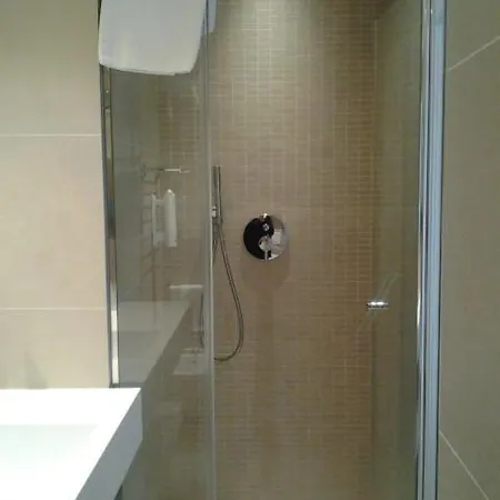 Fedora - Fronte Mare Riccione