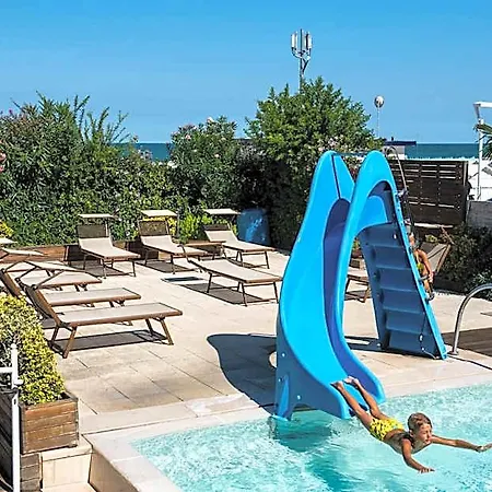 Fedora - Fronte Mare 3*