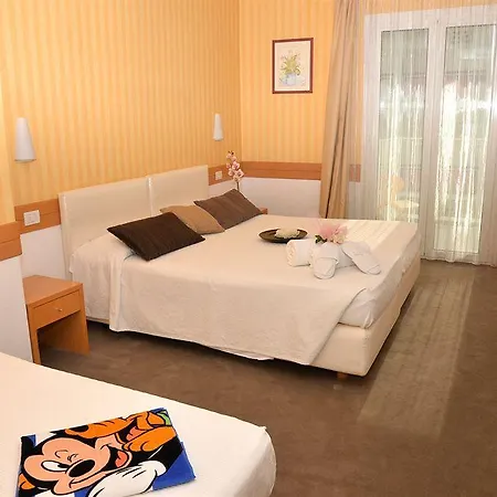 Fedora - Fronte Mare Hotel 3*