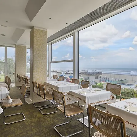 Hotel Fedora - Fronte Mare 3*