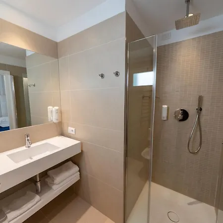 Hotel Fedora - Fronte Mare 3*