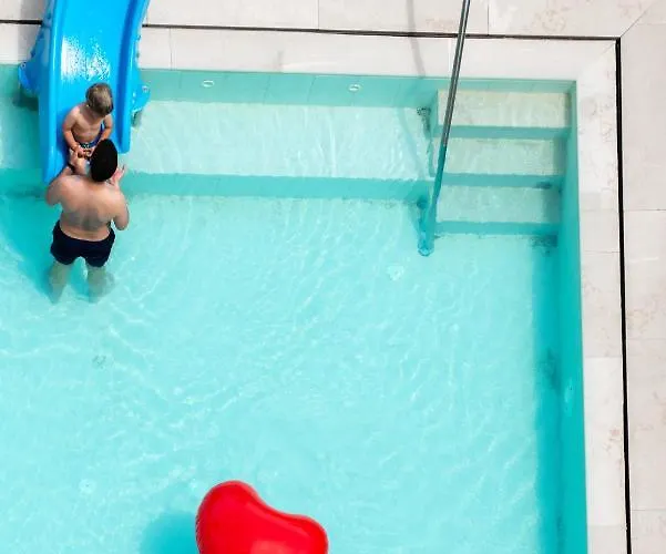 Hotell Fedora - Fronte Mare 3*