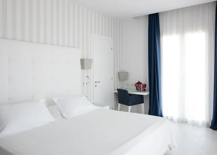 Fedora - Fronte Mare