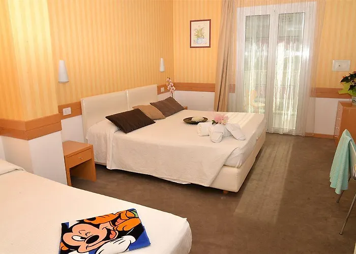 Fedora Hotel 3*
