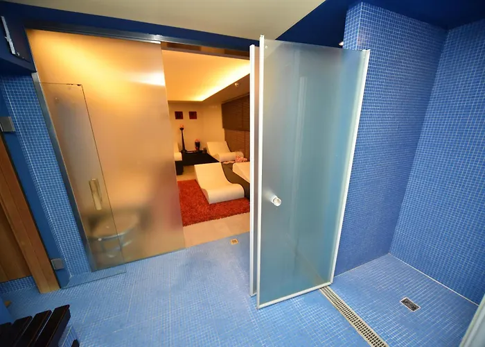 Fedora - Fronte Mare 3*