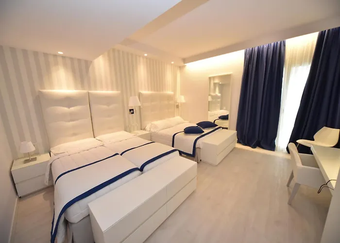 Fedora - Fronte Mare 3*